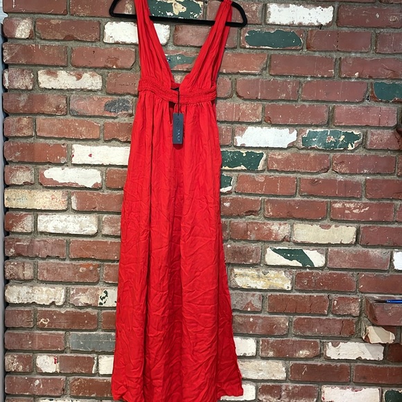 Revolve Indah Anjeli dress in Cherie color - Picture 4 of 6